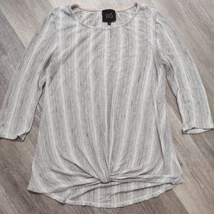 W5 3/4 sleeve twist top ~ Size M